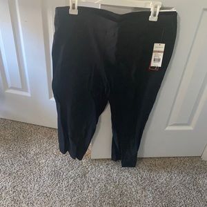 Kim Rogers brand new black capris